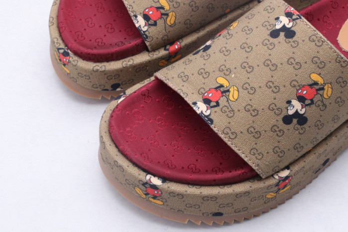 guc sandal