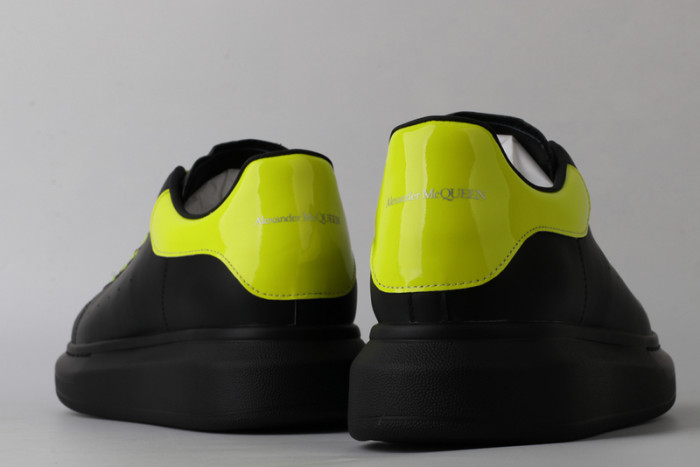 alex mcqu sneakers