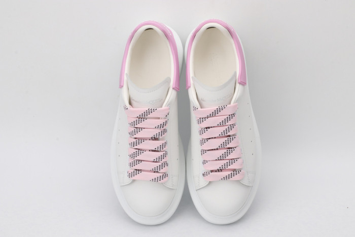 alex mcqu sneakers