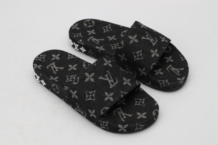 lovt sandal