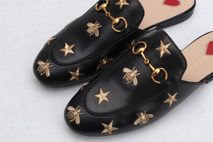 guc loafer