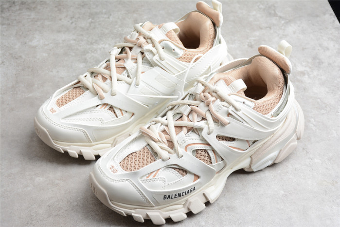 bl tess s. gomma trek low sneakers 090606