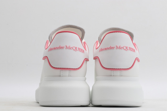 alex mcqu sneakers