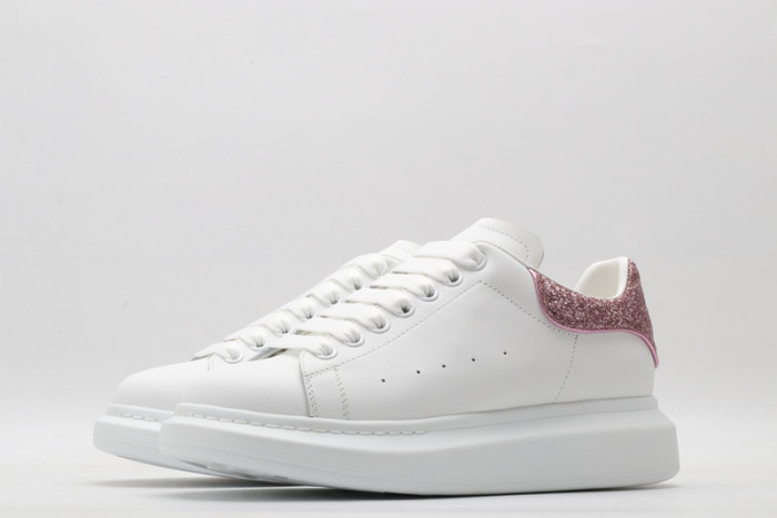 alex mcqu sneakers