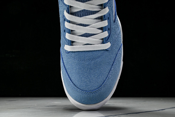 Jordan 5 Retro HQ7978-401