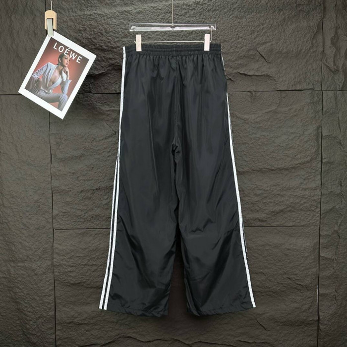 WIN CLOTHES 2410251