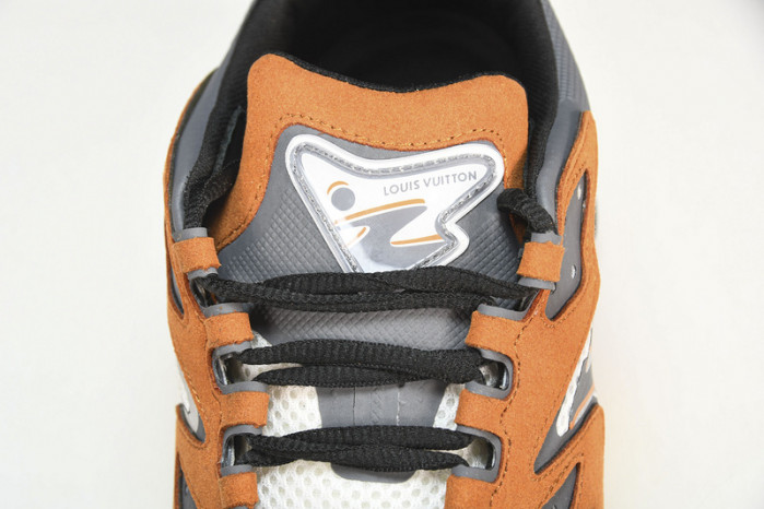 lovt sneaker