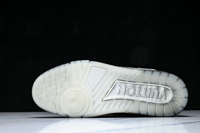 LOVT SNEAKER lv-553