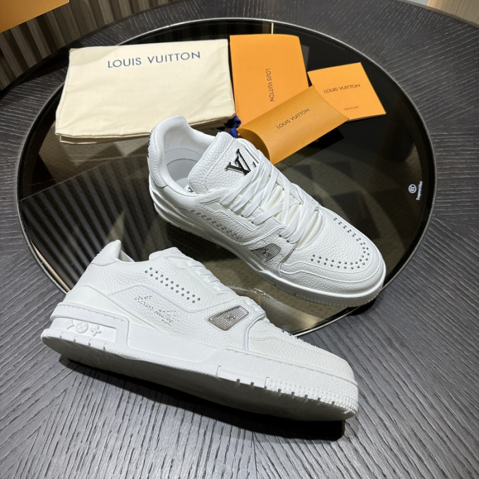 LOVT SNEAKER lv-205