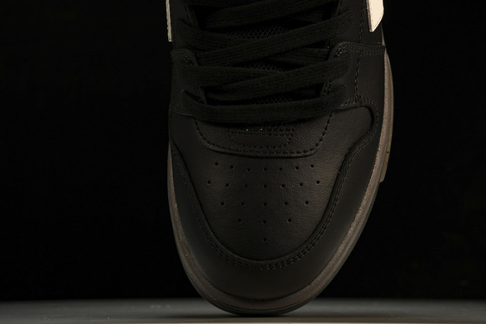 of sneakers ow-16