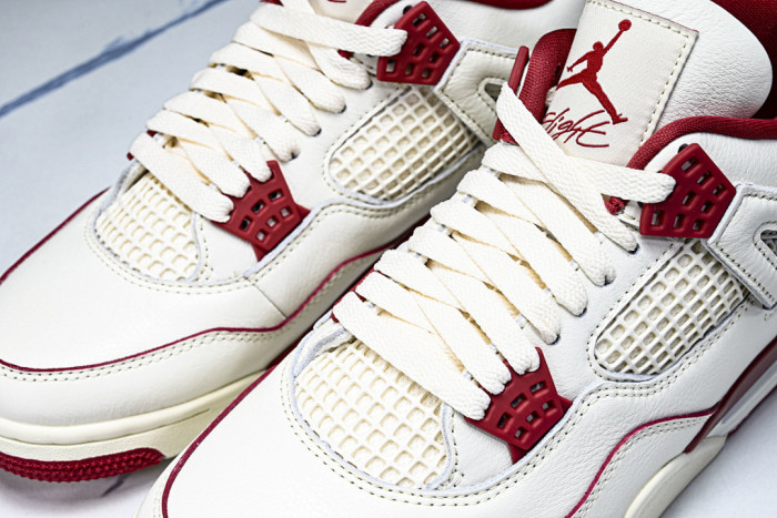 Jordan 4 Retro "Valentine
