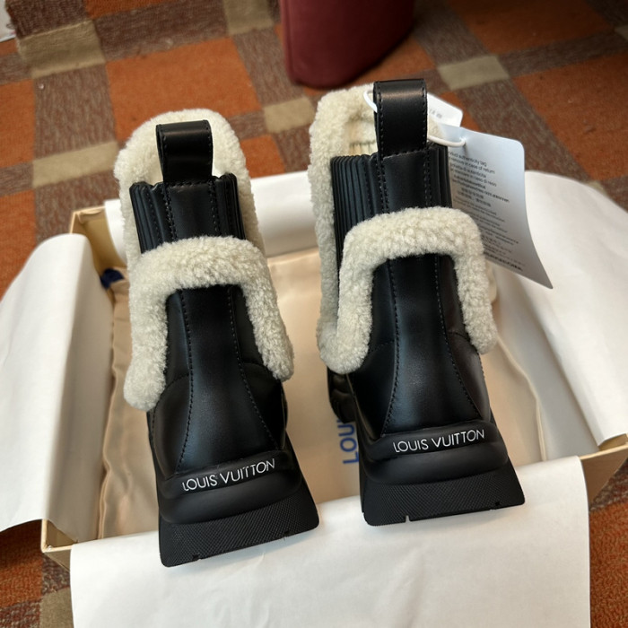 LOVT BOOTS L0-22