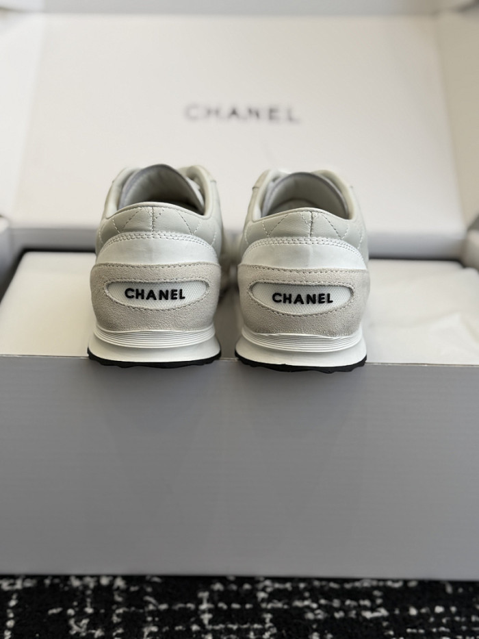 CN LOW TOP TRAINER CC SNEAKERS 21010940
