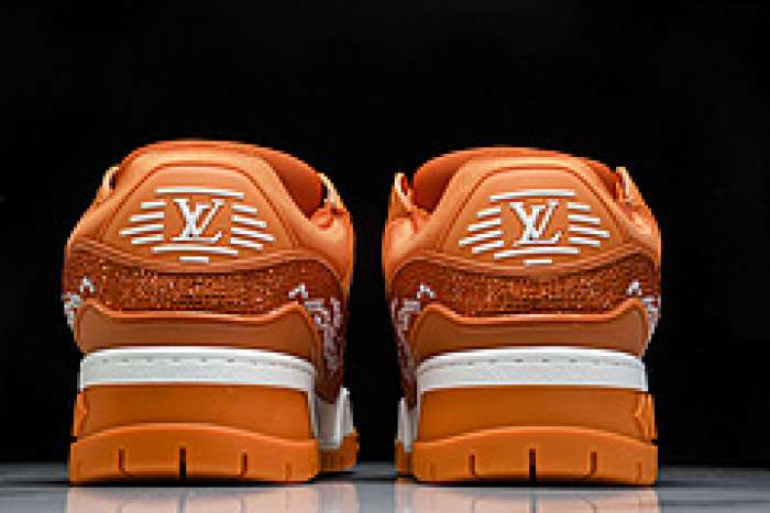 LOVT SNEAKER lv-201