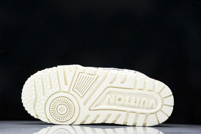 LOVT SNEAKER lv-202