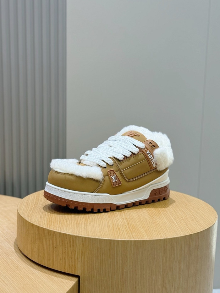 LOVT SNEAKER lv-500