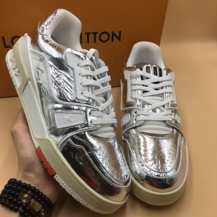 lovt sneaker