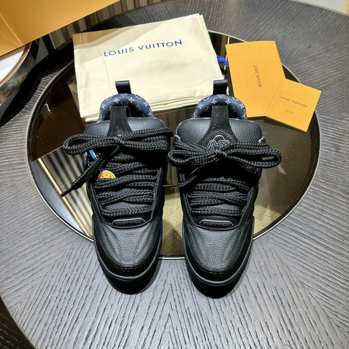 LOVT SNEAKER lv-209