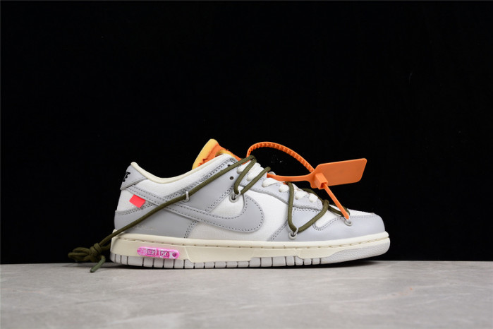 nike dunk low of lot 22 of 50 dm1602-124