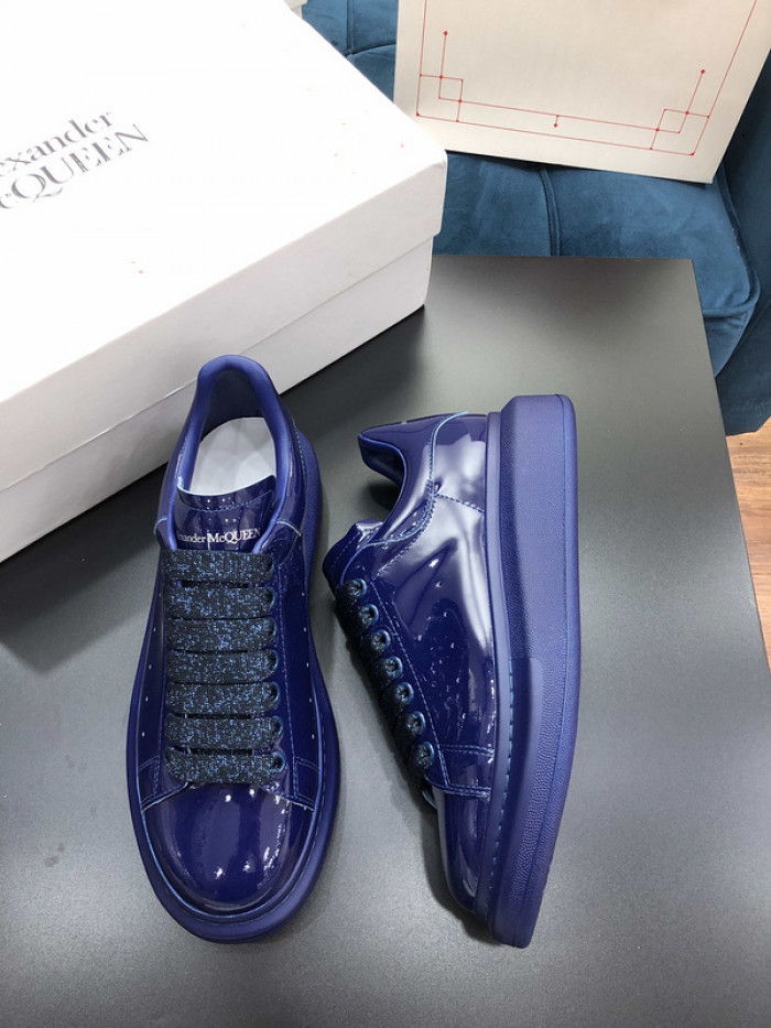 alex mcqu sneakers