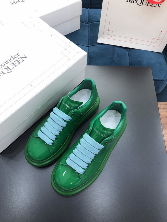 alex mcqu sneakers