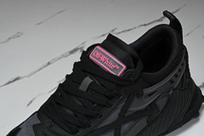 of sneakers ow-33