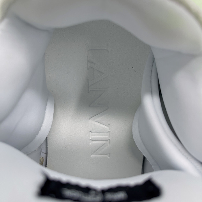 Lanu1n curb sneaker