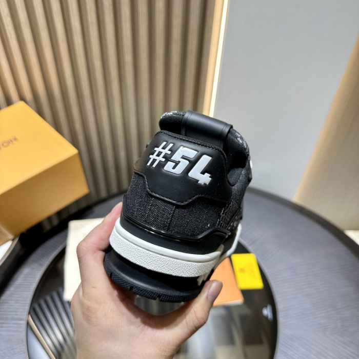 LOVT SNEAKER lv-212