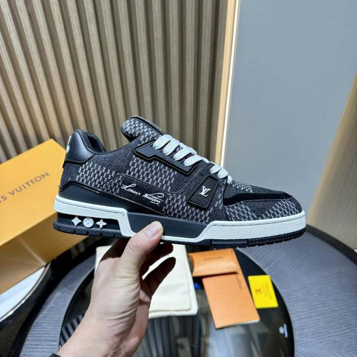 LOVT SNEAKER lv-212