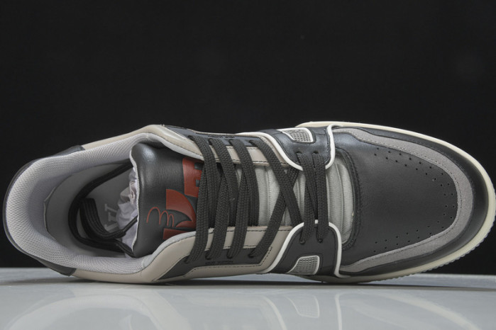 lovt sneaker
