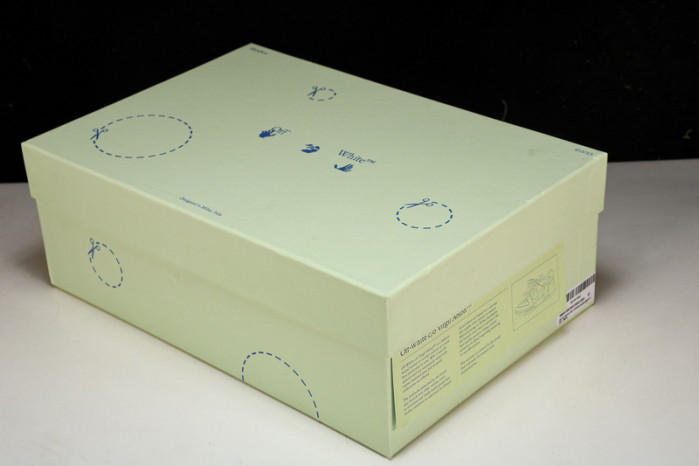 of sneakers ow-36