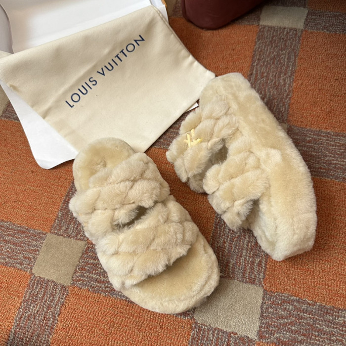 LOVT SANDAL 041563