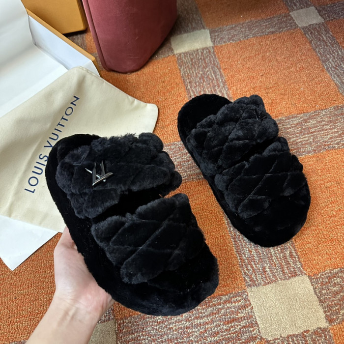 LOVT SANDAL 041564