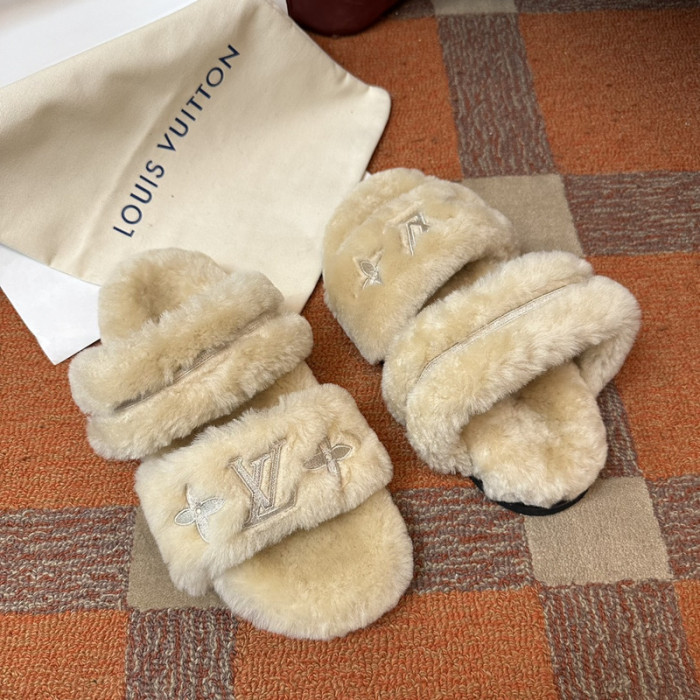 LOVT SANDAL 041565
