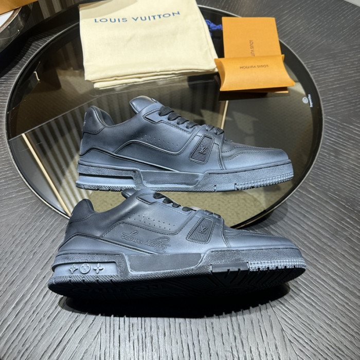 LOVT SNEAKER lv-258