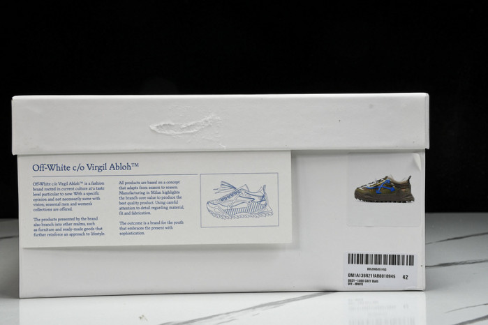 of sneakers ow-39
