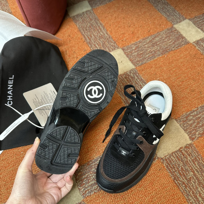 CN LOW TOP TRAINER CC SNEAKERS 21010921