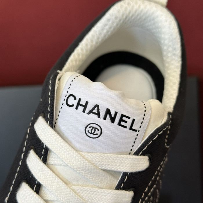 CN LOW TOP TRAINER CC SNEAKERS 21010922