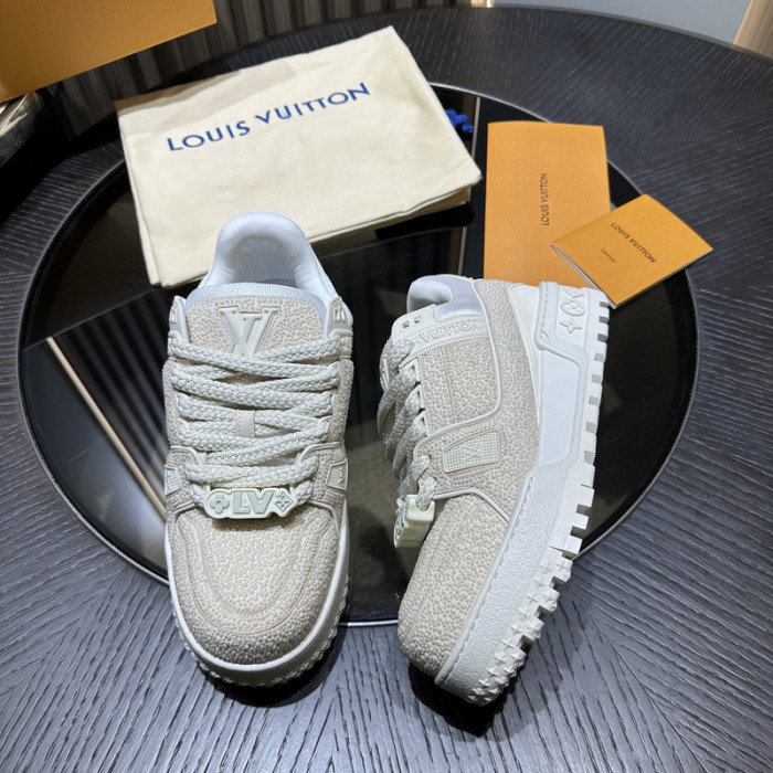 LOVT SNEAKER lv-299