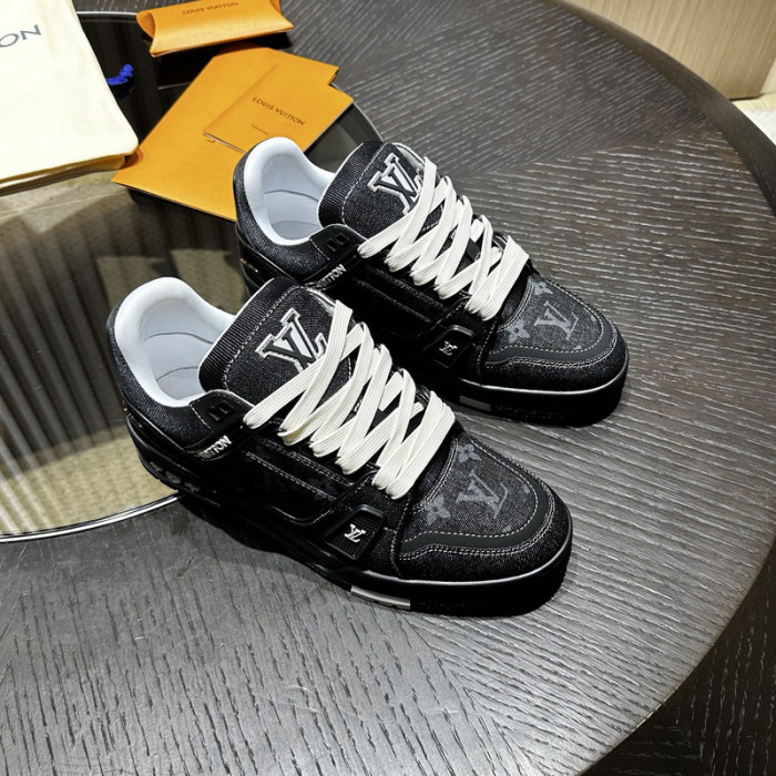 LOVT SNEAKER lv-303