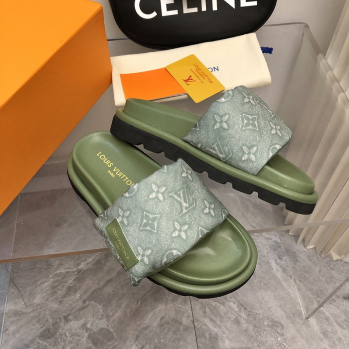 lovt sandal