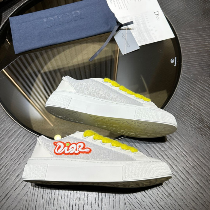 DR B33 LOW-TOP SNEAKERS DR-93
