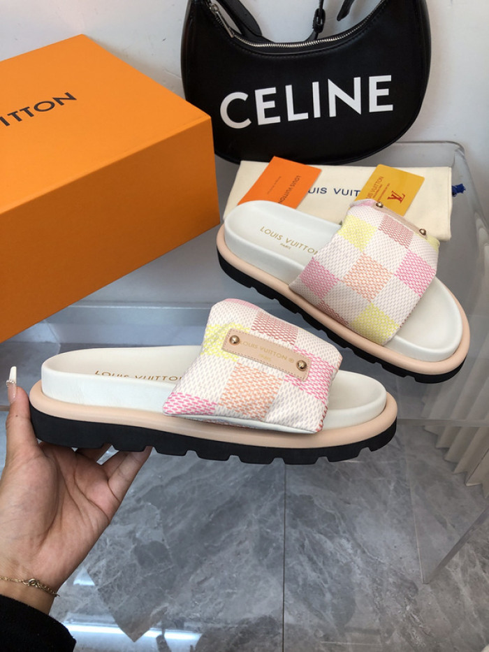 lovt sandal