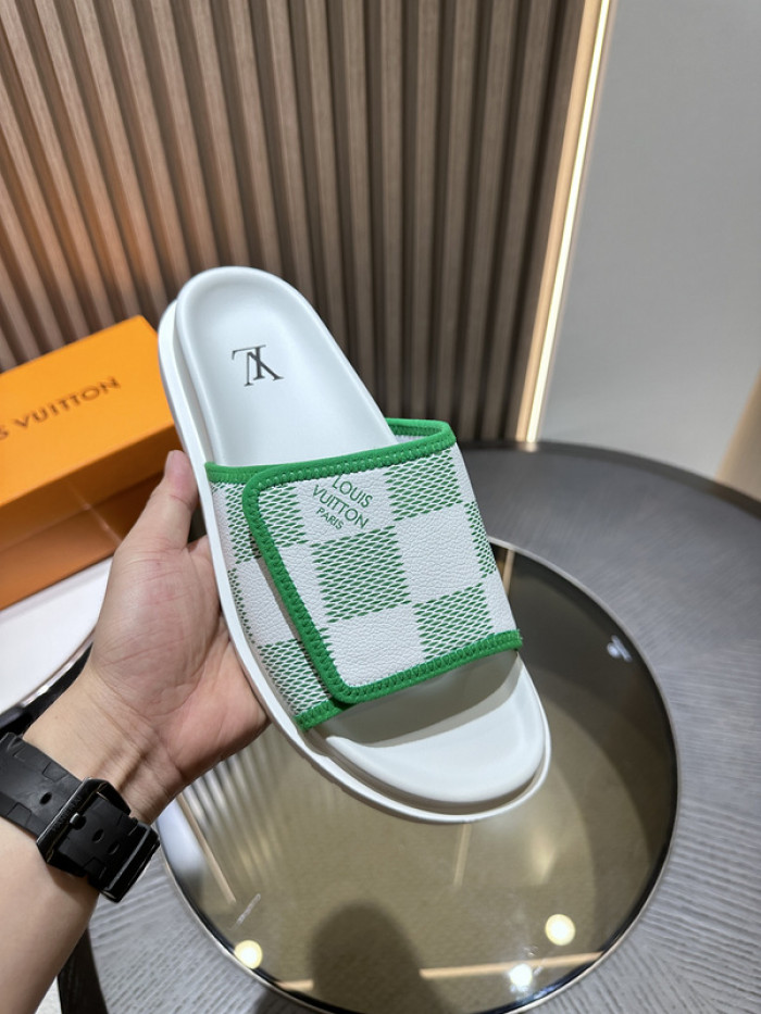 lovt sandal