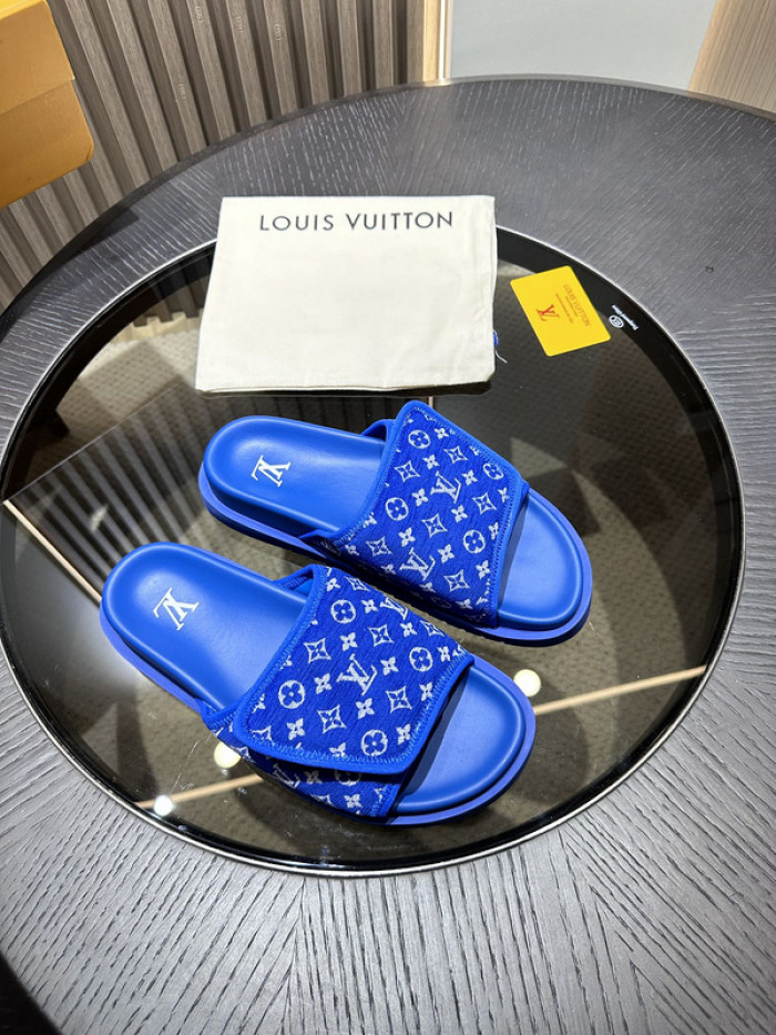 lovt sandal