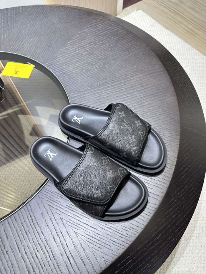 lovt sandal
