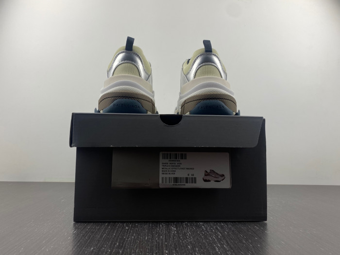 bl triple s trainers sneakers bts-16