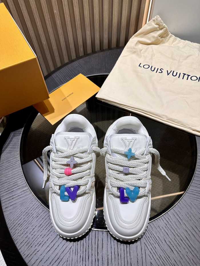 lovt sneaker