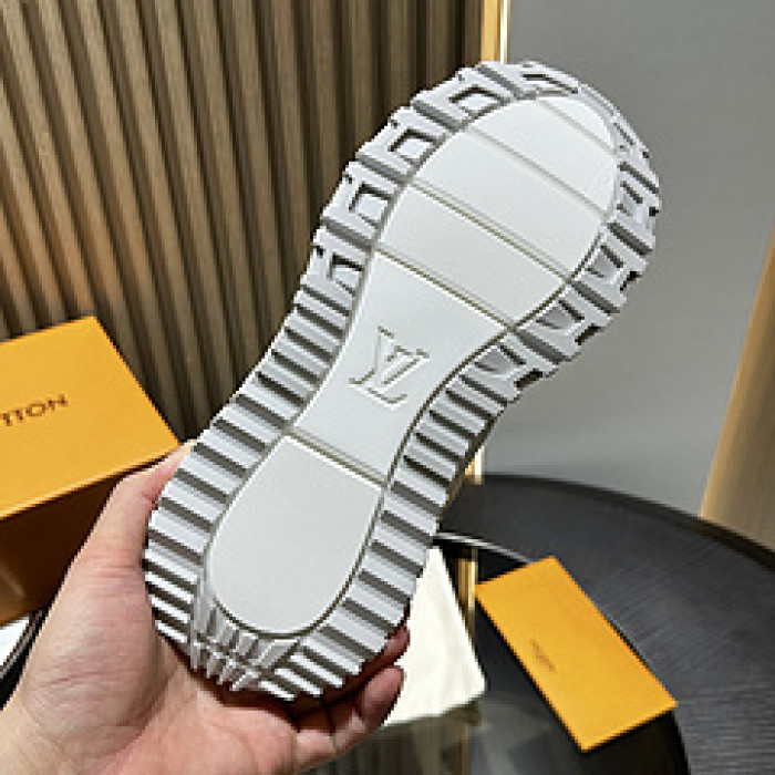 LOVT SNEAKER lv-349