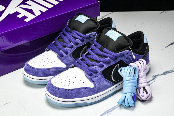 Nike SB Dunk Low Hayley Wilson HJ0513-500